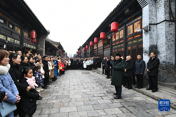 习近平春节前夕赴山西看望慰问基层干部群众 向全国各族人民致以美好的新春祝福25.JPG