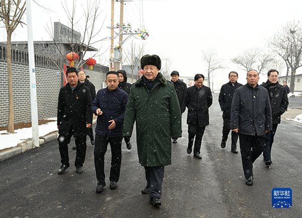 习近平春节前夕赴山西看望慰问基层干部群众 向全国各族人民致以美好的新春祝福1.jpg